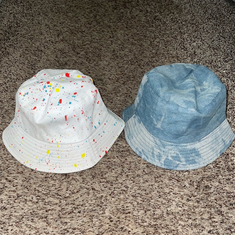 2 Bucket Hats